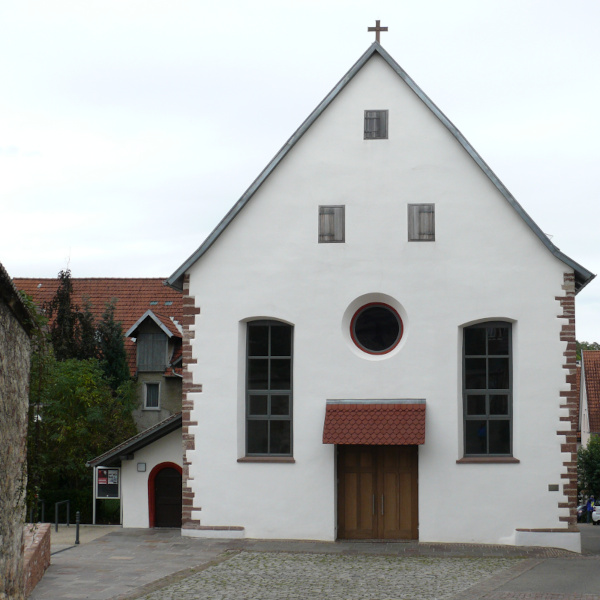 CC-BY-SA 4.0 (Abgewandelt, Urheber Silesia711, Original unter https://de.wikipedia.org/wiki/Datei:Kapuzinerberg11_Weil_der_Stadt.jpg) Kloesterle Weil der Stadt (CC-BY-SA 4.0)